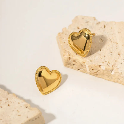 Aretes Corazones Premium Relieve