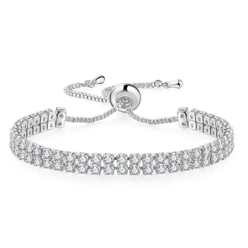 Pulsera Elegante con Zirconias y Cuerda