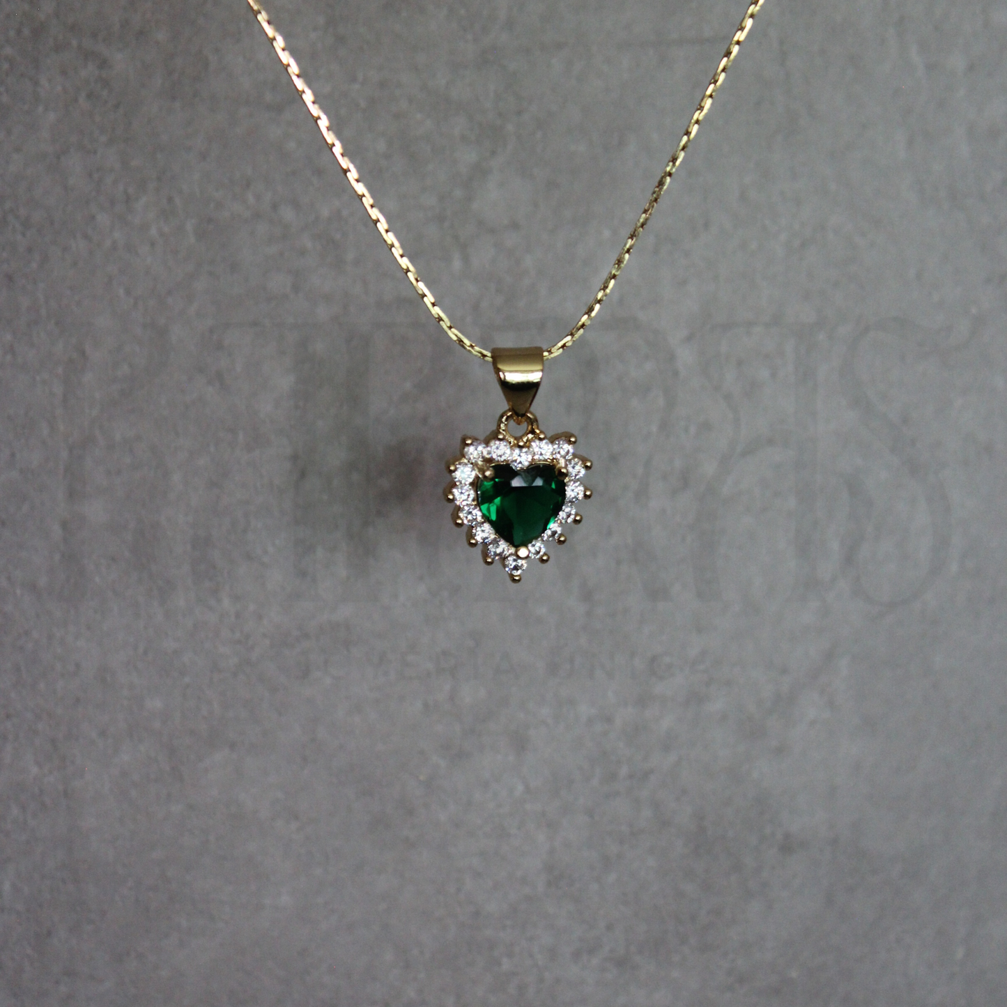 Collar Corazón Verde